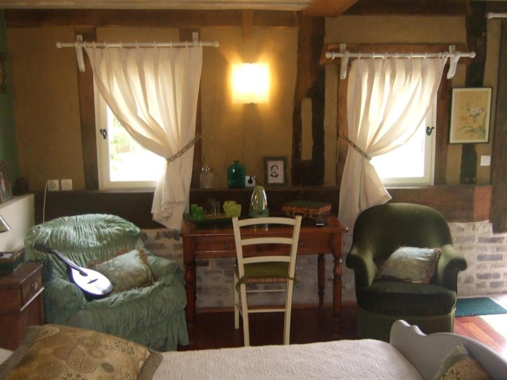 Les Chambres De Pontfol - Chambres D'Hotes - Guest House Victot-Pontfol المظهر الخارجي الصورة